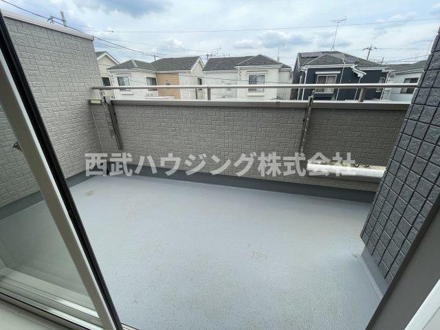 【仲介手数料無料】所沢市東狭山ケ丘全７棟５号棟　所沢市の新築なら西武ハウジングのバルコニー