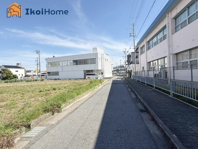明石市西明石北町1丁目　土地の前面道路含む現地写真|●年中無休：当日予約可●前面道路は約5.2ｍで間口は7.5ｍございます！