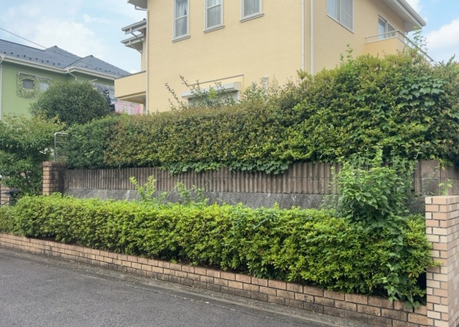 【外観】 | 土地購入を検討されている場合、境界杭がない状態で購入してしまうと境界確定測量をする必要があり、費用がかかります。購入の前に、売主、隣土地所有者立ち合いのもと境界を確定し境界杭を設置するのがベストです。