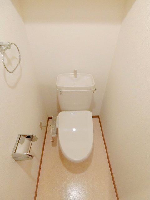 ＭＡＹＴ　ＳＱＵＡＲＥのトイレ|★ウォシュレット完備★