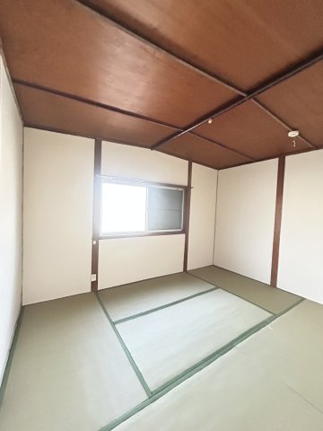 猪名寺2丁目連棟貸家(15-37)の寝室