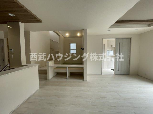【仲介手数料無料】所沢市東狭山ケ丘全７棟６号棟　所沢市の新築なら西武ハウジングの居間・リビング