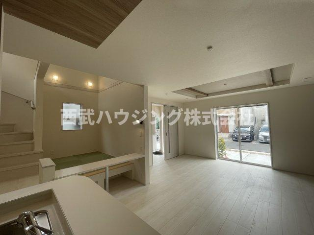 【仲介手数料無料】所沢市東狭山ケ丘全７棟６号棟　所沢市の新築なら西武ハウジングの居間・リビング