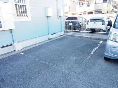 【駐車場】 | メゾン余部 | 駐車場があります