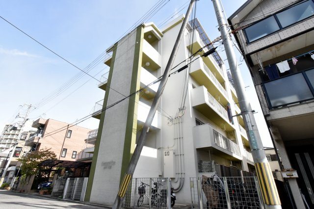 Sempre Vita 南甲子園の外観