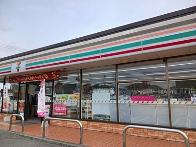 【周辺】 | カーサ・ブライト | セブンイレブンまで550m