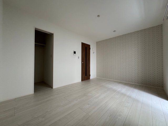 REGIES柴原阪大前IIの居間・リビング