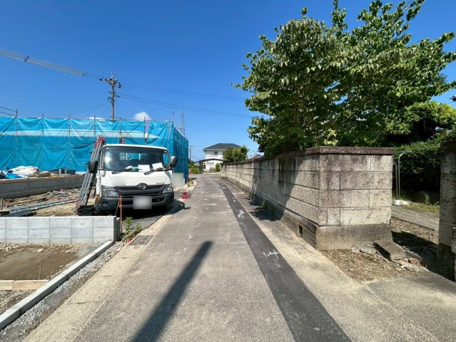 ハートフルタウン　一宮市北方町北方81番　全2区画分譲の前面道路含む現地写真|「現地（2026年7月9日）撮影」　　
■前面道路　
■ヤマダ不動産　株式会社リライフ