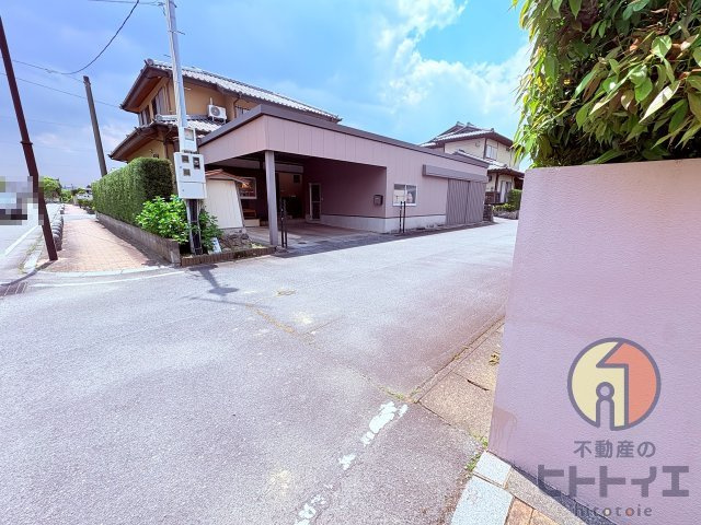 中古戸建)八女郡広川町大字新代の前面道路含む現地写真