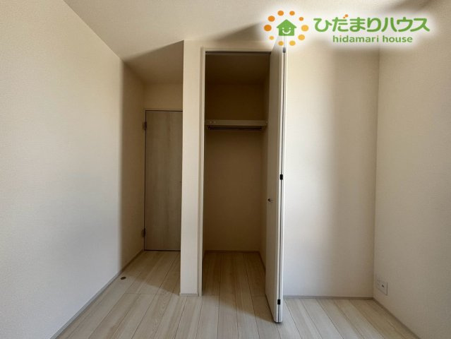 深谷市稲荷町北　第3　新築一戸建て　リーブルガーデン　01の収納