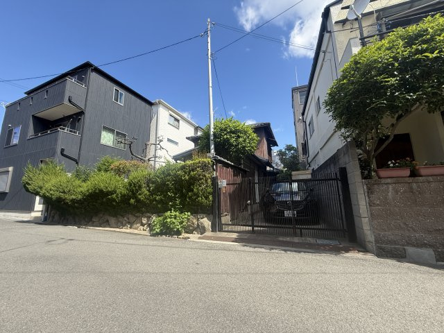 豊中市中桜塚二丁目土地の外観|南側から見た現地です！