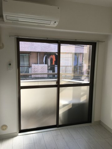 ローウェルハウスの居間・リビング|※別のお部屋です。