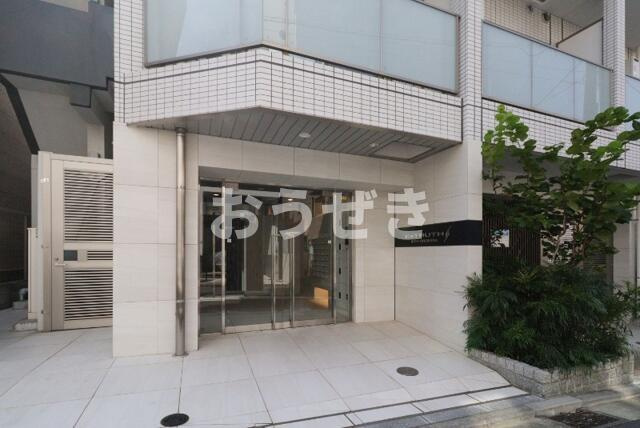 ＥｓＴＲＵＴＨ　ＮＩＳＨＩ－ＹＯＫＯＨＡＭＡのエントランス