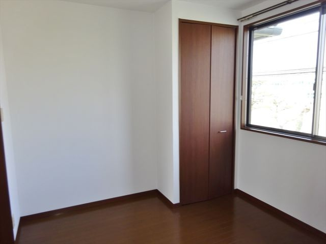 メゾンプラネ　Ａ棟の子供部屋
