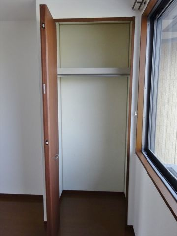 メゾンプラネ　Ａ棟の収納
