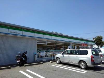 【周辺】 | ヴェルサン　ヴィラ | ファミリーマートまで530m
