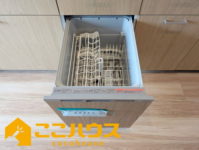 サザンパレス那覇ソレイユのキッチン|家事が楽になる食洗機付き