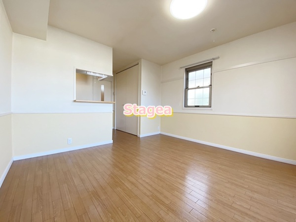 リベライズムの寝室