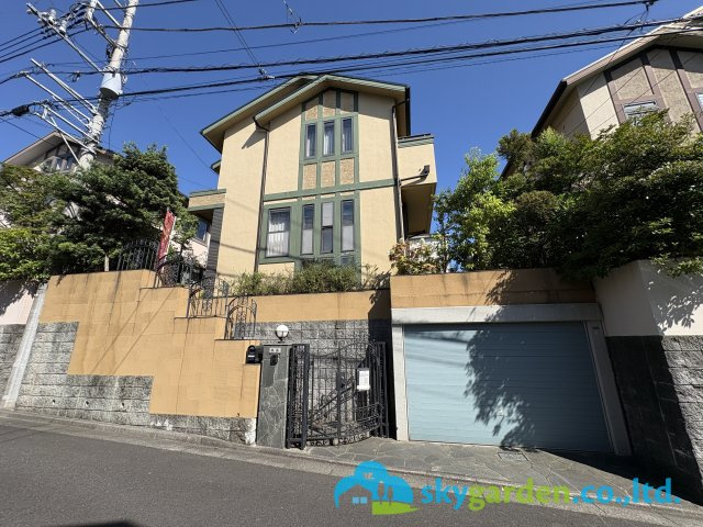藤沢市鵠沼藤が谷三丁目一戸建ての外観|内覧予約受付中
