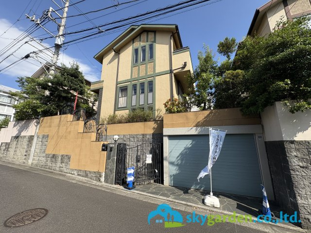 藤沢市鵠沼藤が谷三丁目　中古戸建