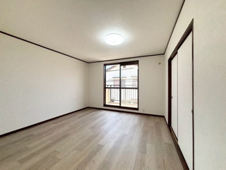 【洋室】 | 高槻市淀の原町　中古戸建