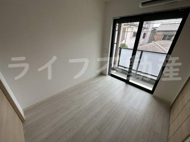 badge tomoi Est Ⅳの内装|中はこのようになっています