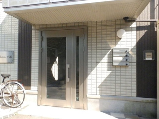 【エントランス】