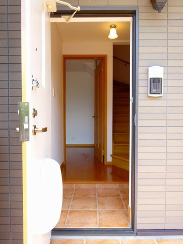 アットホーム石井の玄関|きれいな玄関です