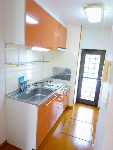 アットホーム石井のキッチン|キッチンでお料理をお楽しみください