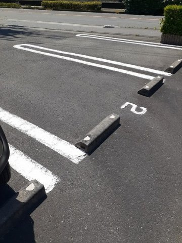 サンモリッツ　Ａの駐車場|カースペースがあります