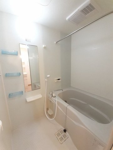 サンモリッツ　Ａの浴室|コンパクトで使いやすいお風呂です
