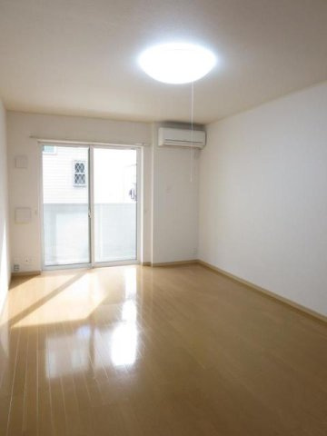 ライラックの内装|内装もきれいです