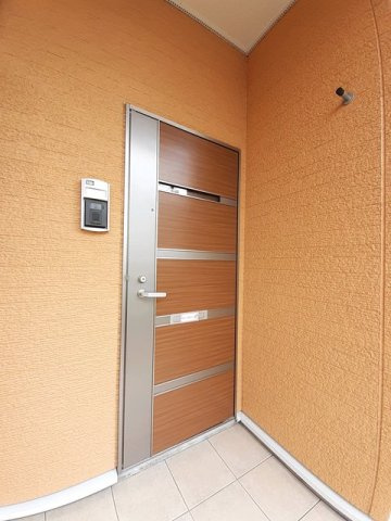 イリーデのエントランス|落ち着いたエントランスです