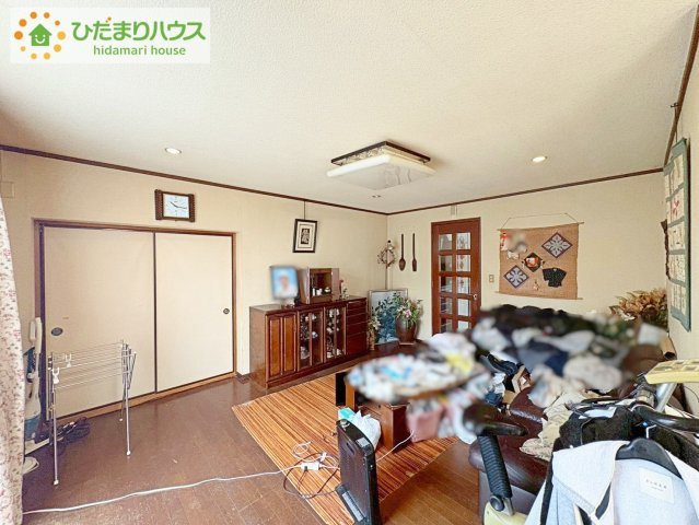 日立市西成沢町4丁目　中古戸建の居間・リビング|家族団らんの時間も増えそうなくつろぎのＬＤＫ☆