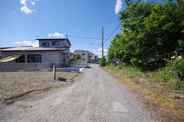 宇都宮市上戸祭4丁目　土地　予約済の前面道路含む現地写真|東側５ｍ接道