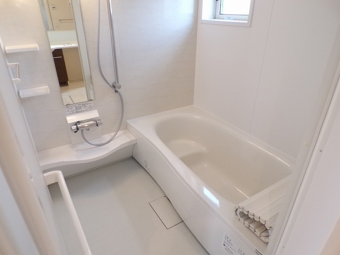 シュタットみどりのDの浴室