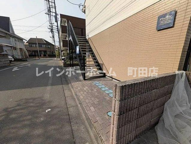 プレジール・ホーゲン※初期費用分割後払いサービス利用可能物件のエントランス