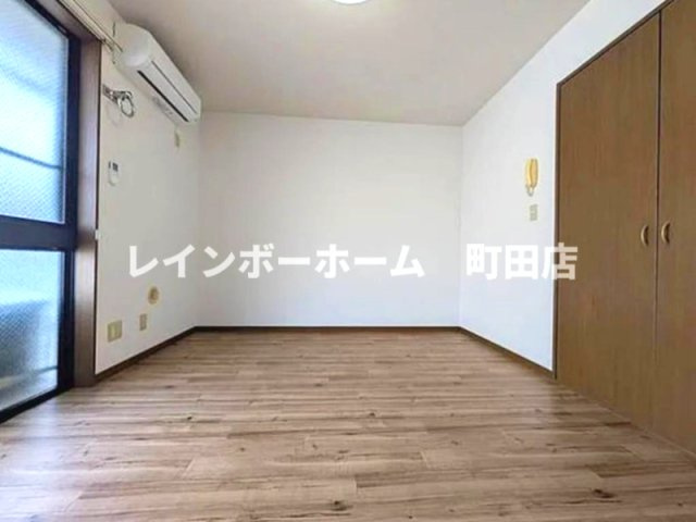 プレジール・ホーゲン※初期費用分割後払いサービス利用可能物件の居間・リビング