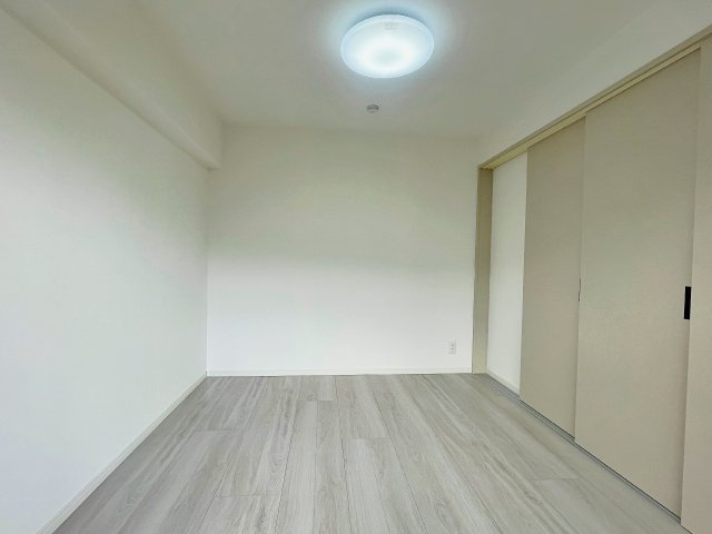 久喜スカイハイツの洋室|ドキドキの新生活も、安心してスタート。ぴったりの住まいを見つけませんか？クランディアが一緒に住まい選びをサポートします‼　まずは、お気軽にお問合せください　＃クランディア