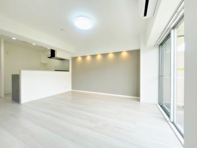 久喜スカイハイツの居間・リビング|ドキドキの新生活も、安心してスタート。ぴったりの住まいを見つけませんか？クランディアが一緒に住まい選びをサポートします‼　まずは、お気軽にお問合せください　＃クランディア