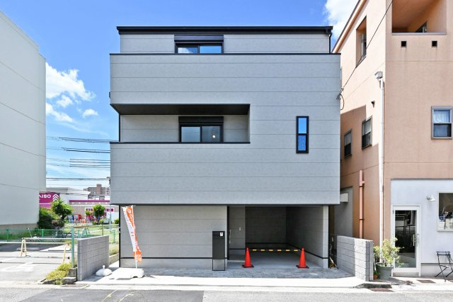 西宮市今津久寿川町新築一戸建て｜4LDK＋駐車2台可の外観|いつでも室内を見学して頂けます。見学をご希望の方はお気軽にお問い合わせ下さい。
