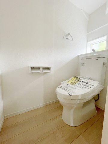 新築戸建・新築建売　石川町下泉第1　石川小・石川中のトイレ|トイレは各階についているので来客があっても安心！