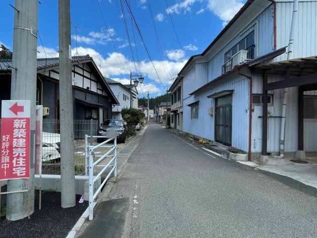 新築戸建・新築建売　石川町下泉第1　石川小・石川中の前面道路含む現地写真