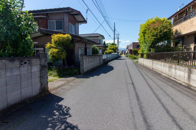 【前面道路含む現地写真】の画像