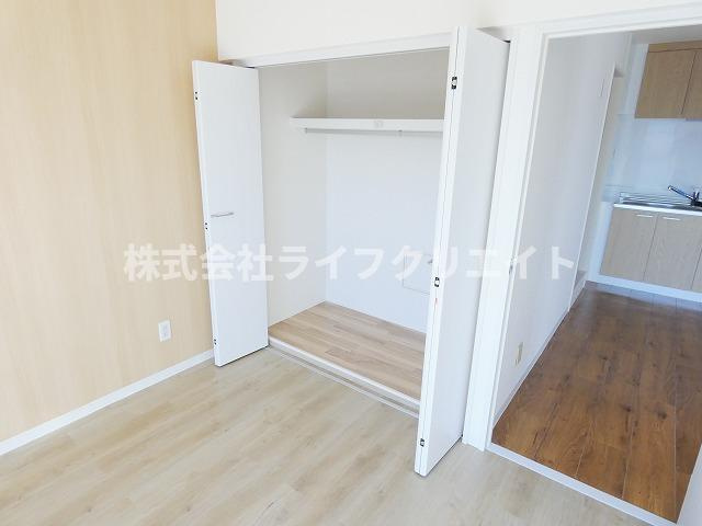 ドゥエル川端の収納