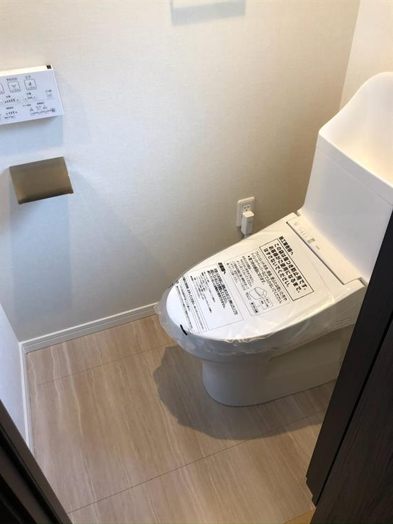 緑町戸建のトイレ