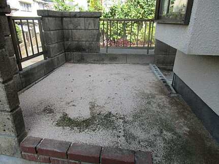 戸坂出江1丁目の庭