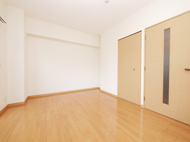 大阪市西区西本町２丁目の賃貸マンションの居間・リビング