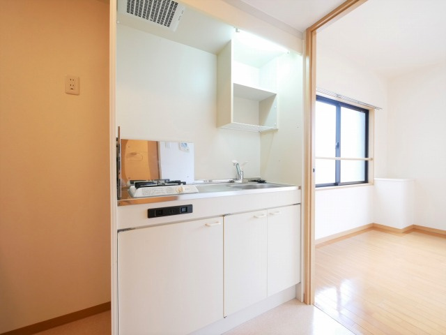 大阪市西区西本町２丁目の賃貸マンションのキッチン