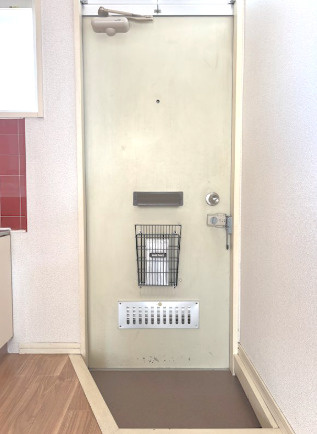 フラワービレッジ【キャッシュバック対象物件】の玄関